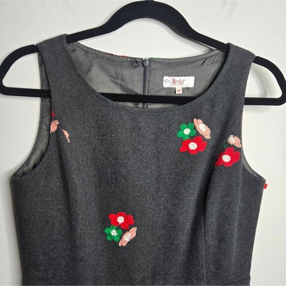 Veeko Embroidered Floral Wool Blend Sleeveless Dress A Line Mini Size US 4 | 34 - Picture 9 of 12